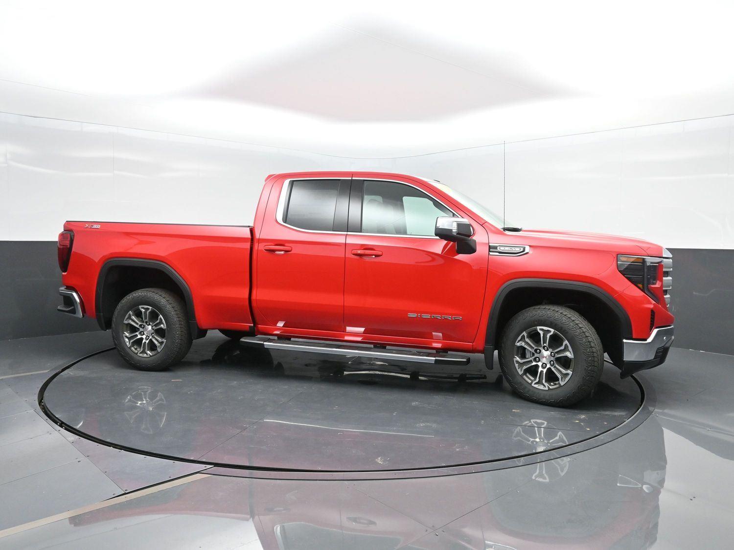 2026 Gmc Sierra 1500 SLE photo 3