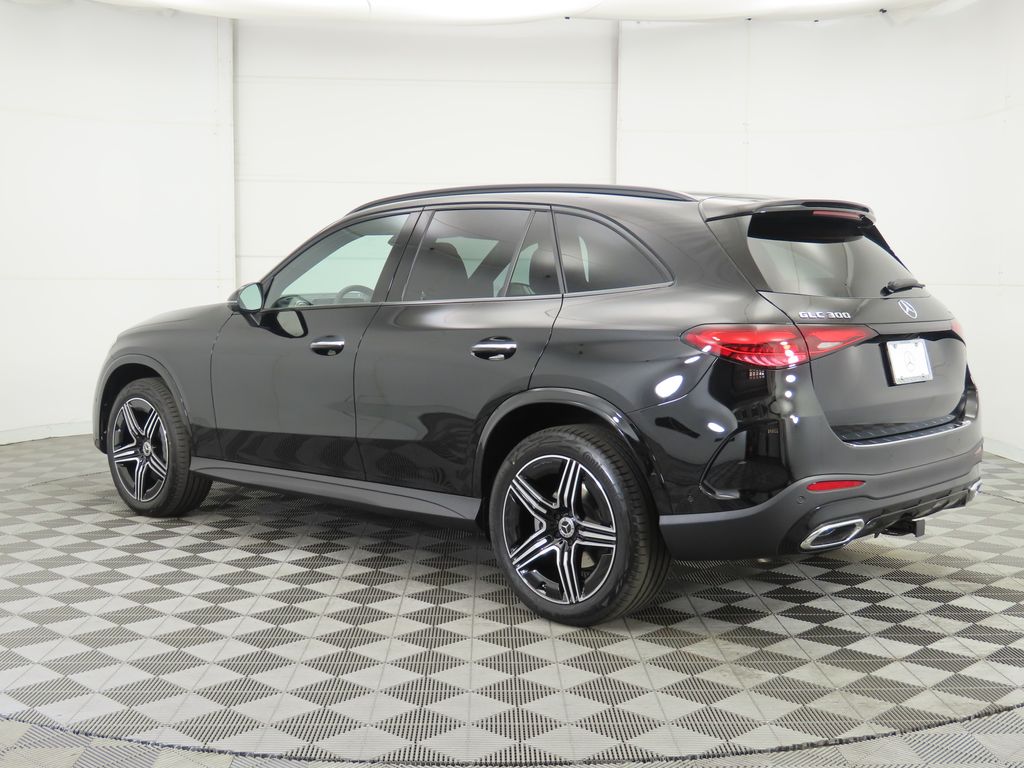 2026 Mercedes Benz GLC 300 4MATIC photo 6