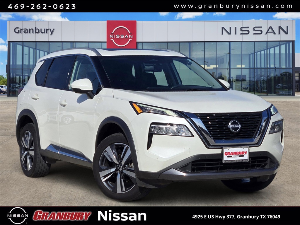 2023 Nissan Rogue SL's photo
