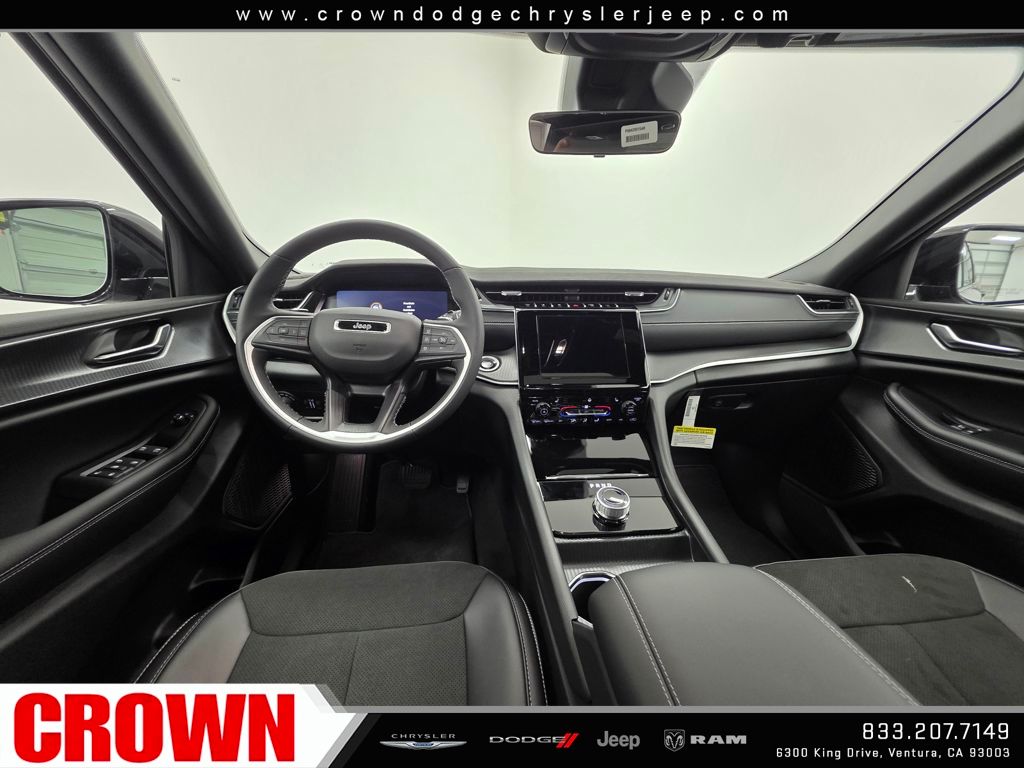 2025 Jeep Grand Cherokee Altitude X photo 11