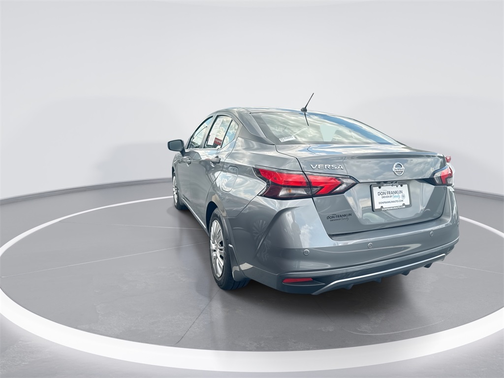 2021 Nissan Versa 1.6 S photo 6