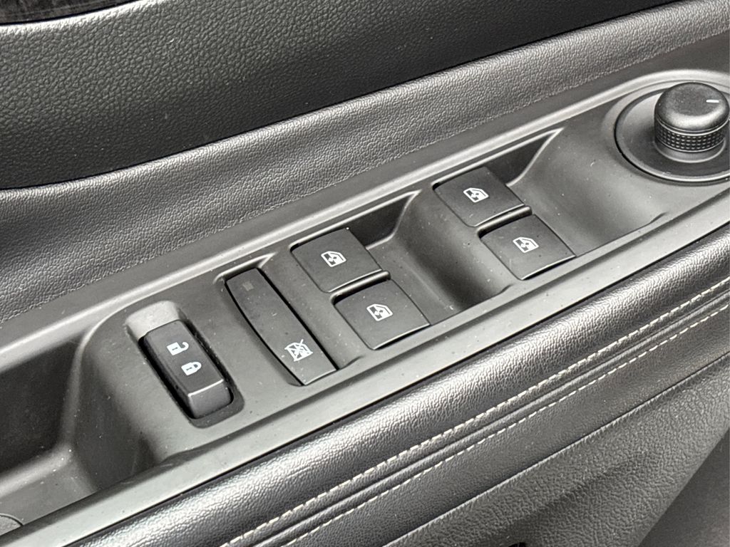 2016 Buick Encore Base photo 28