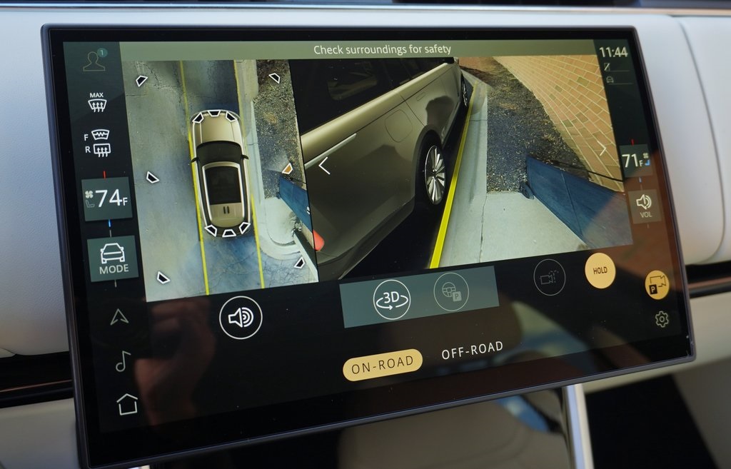 2025 LAND ROVER RANGE ROVER - Image 30