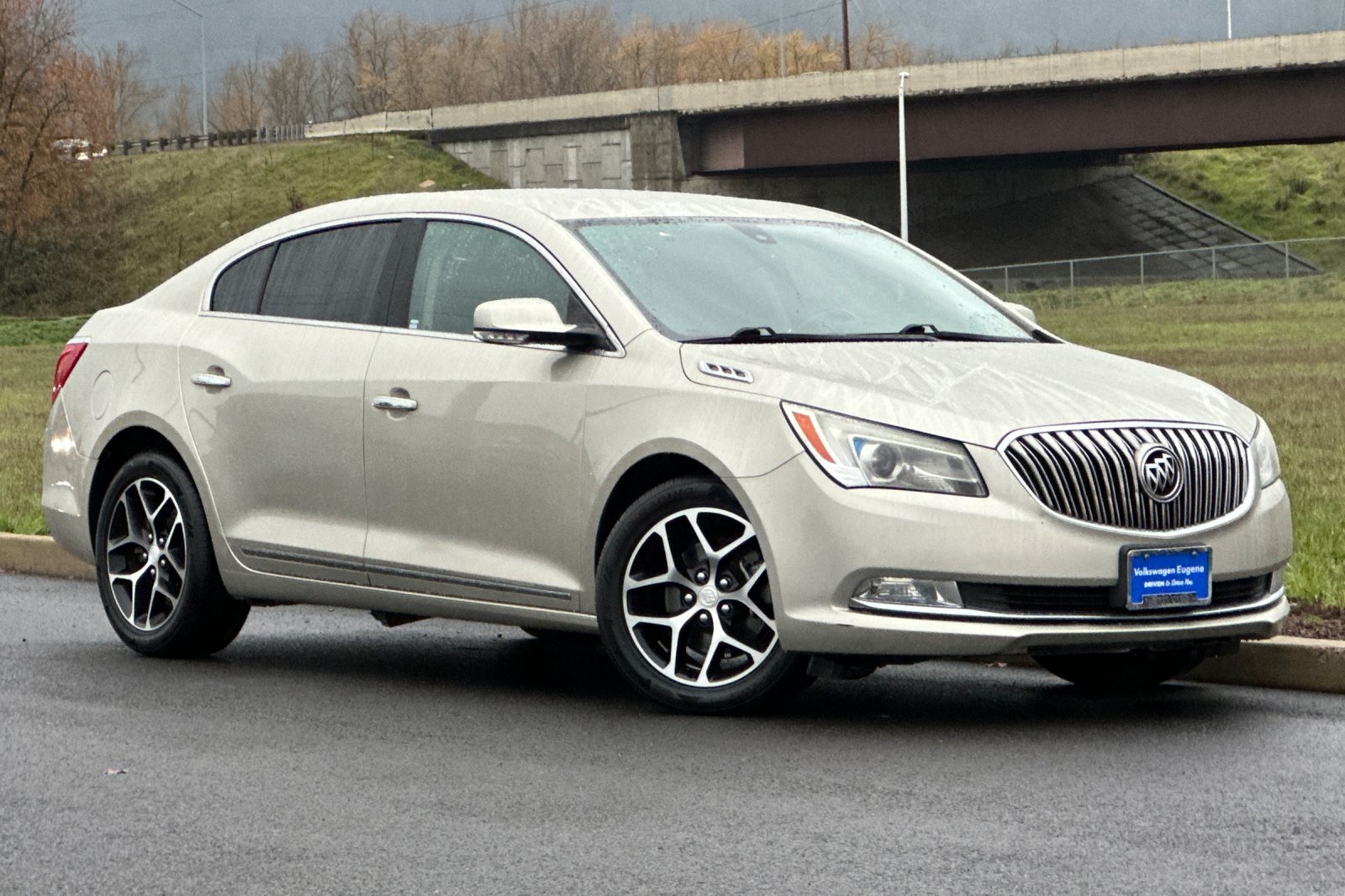 2016 Buick LaCrosse Sport Touring's photo