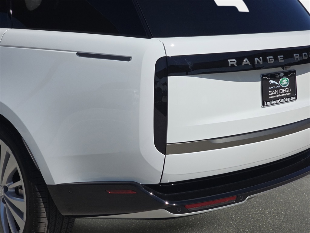 2025 Land Rover Range Rover SE photo 33