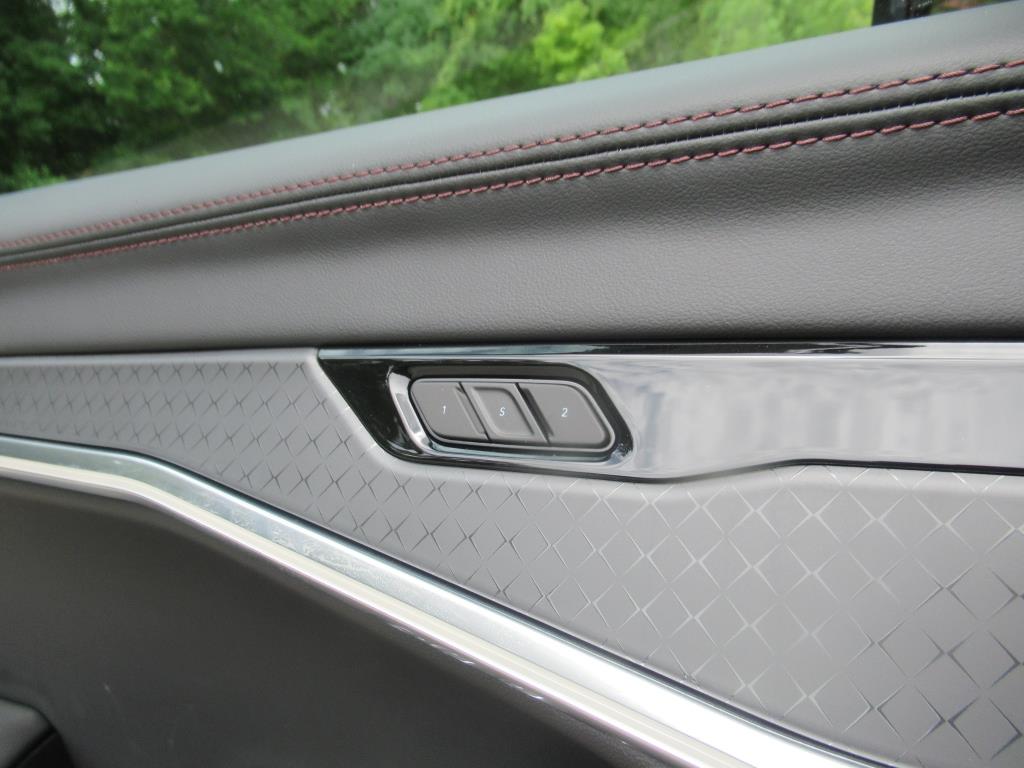 2025 Jeep Wagoneer S Limited photo 27