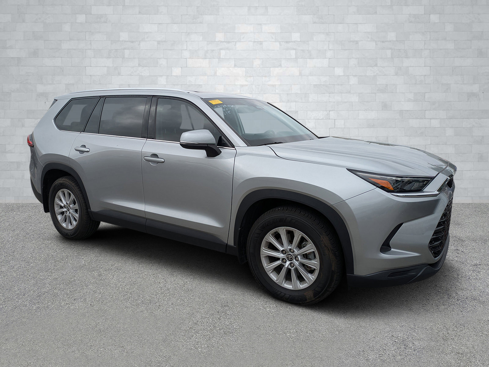 2024 Toyota Grand Highlander XLE's photo