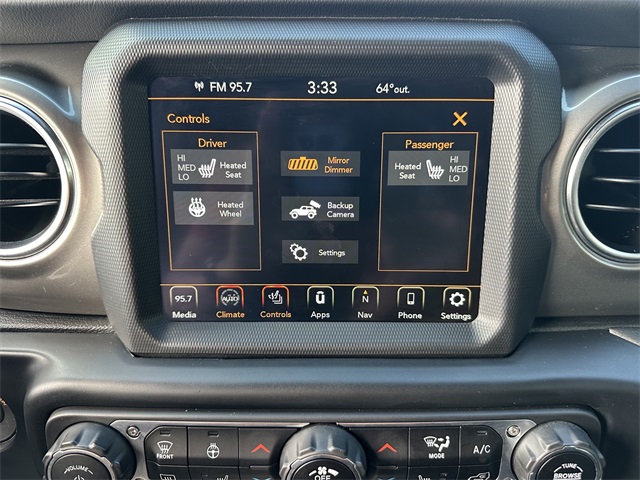 2022 Jeep Wrangler Unlimited Sahara photo 25