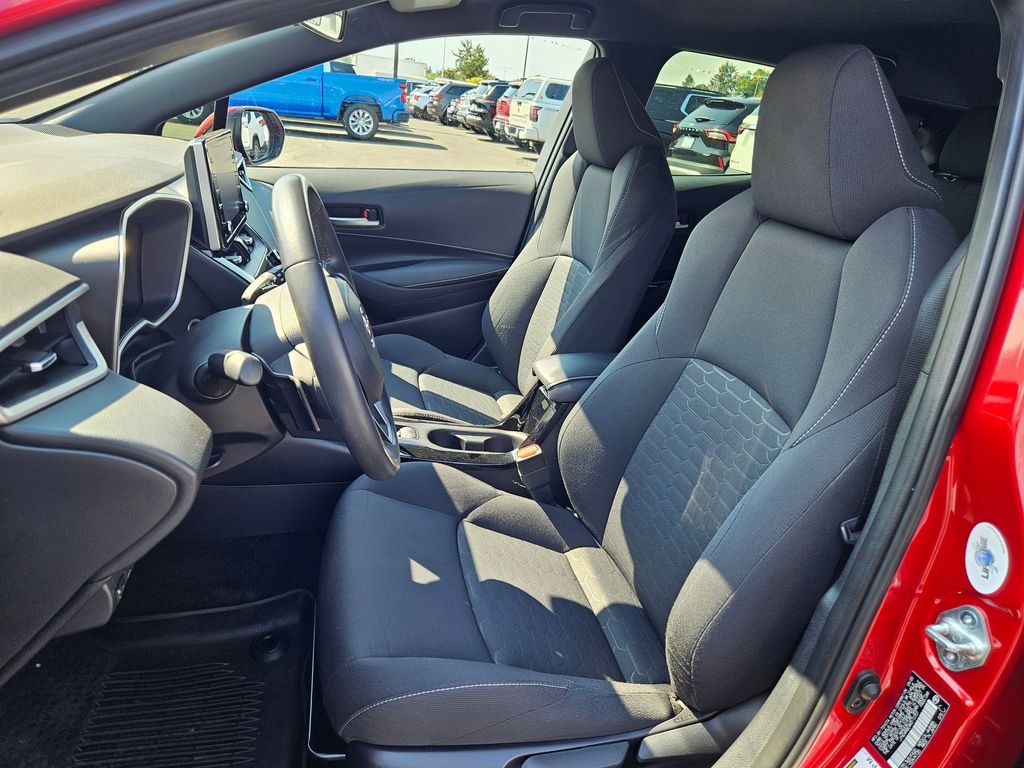 2021 Toyota Corolla SE Nightshade Edition photo 14