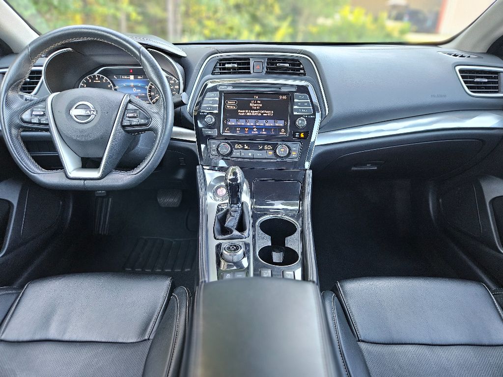 2023 Nissan Maxima SV photo 15