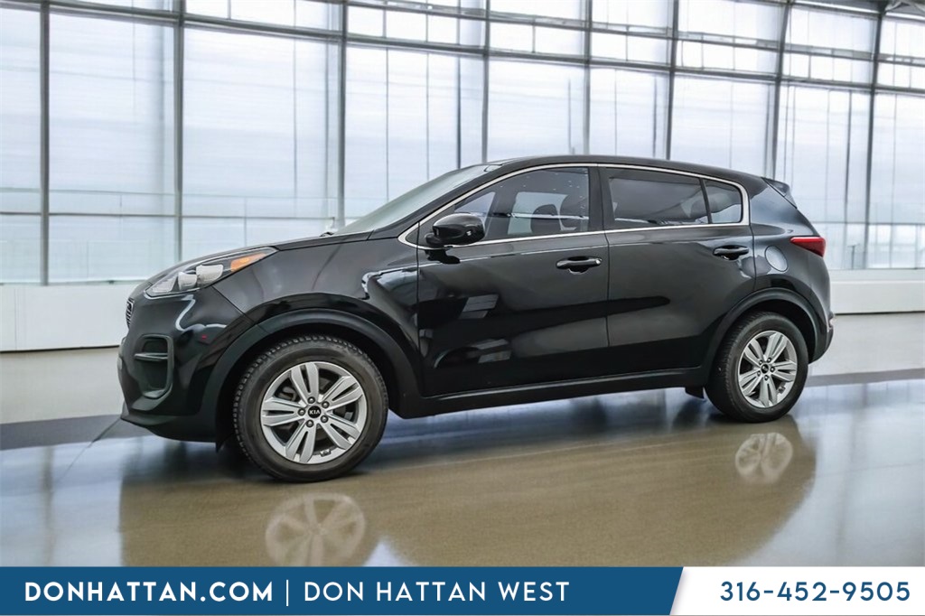 Used 2019 Kia Sportage LX with VIN KNDPM3AC8K7506537 for sale in Park City, KS