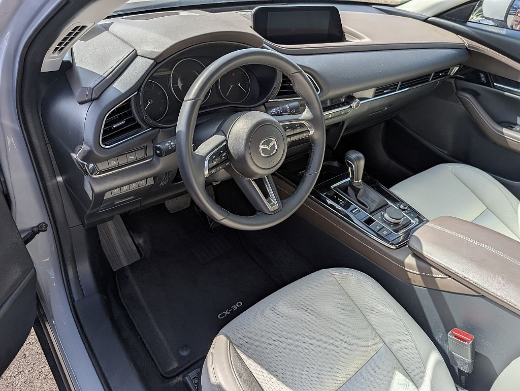 2025 Mazda CX-30 2.5 S Premium photo 4