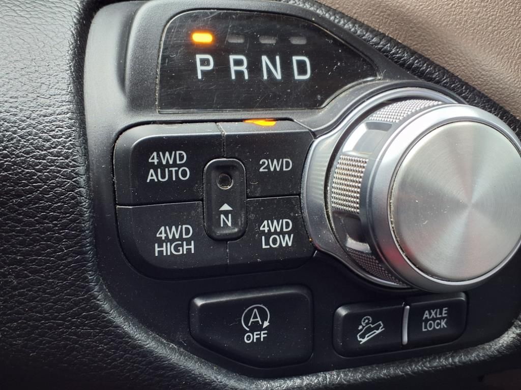 2020 Ram 1500 Laramie photo 14