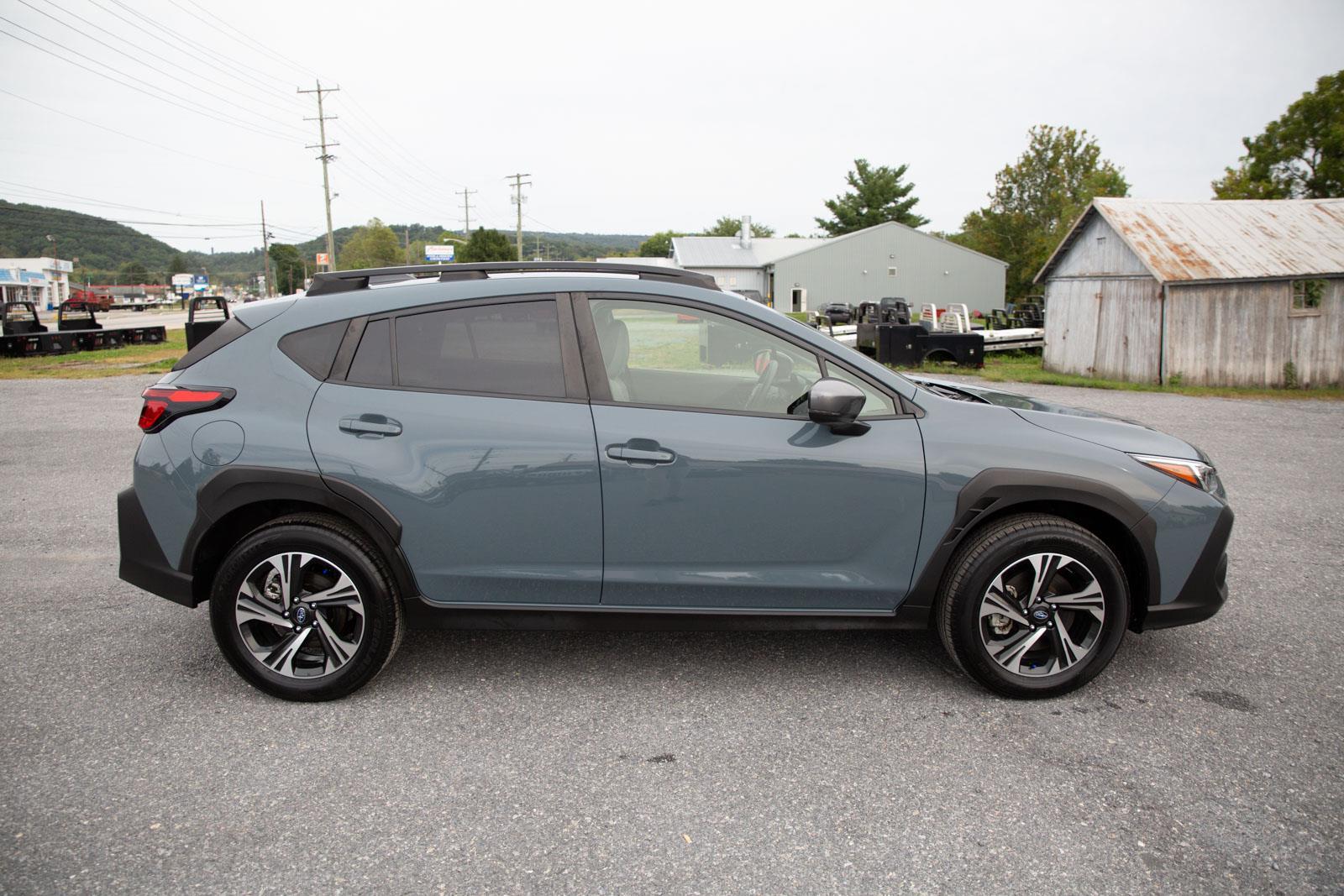 2024 Subaru Crosstrek Premium photo 2