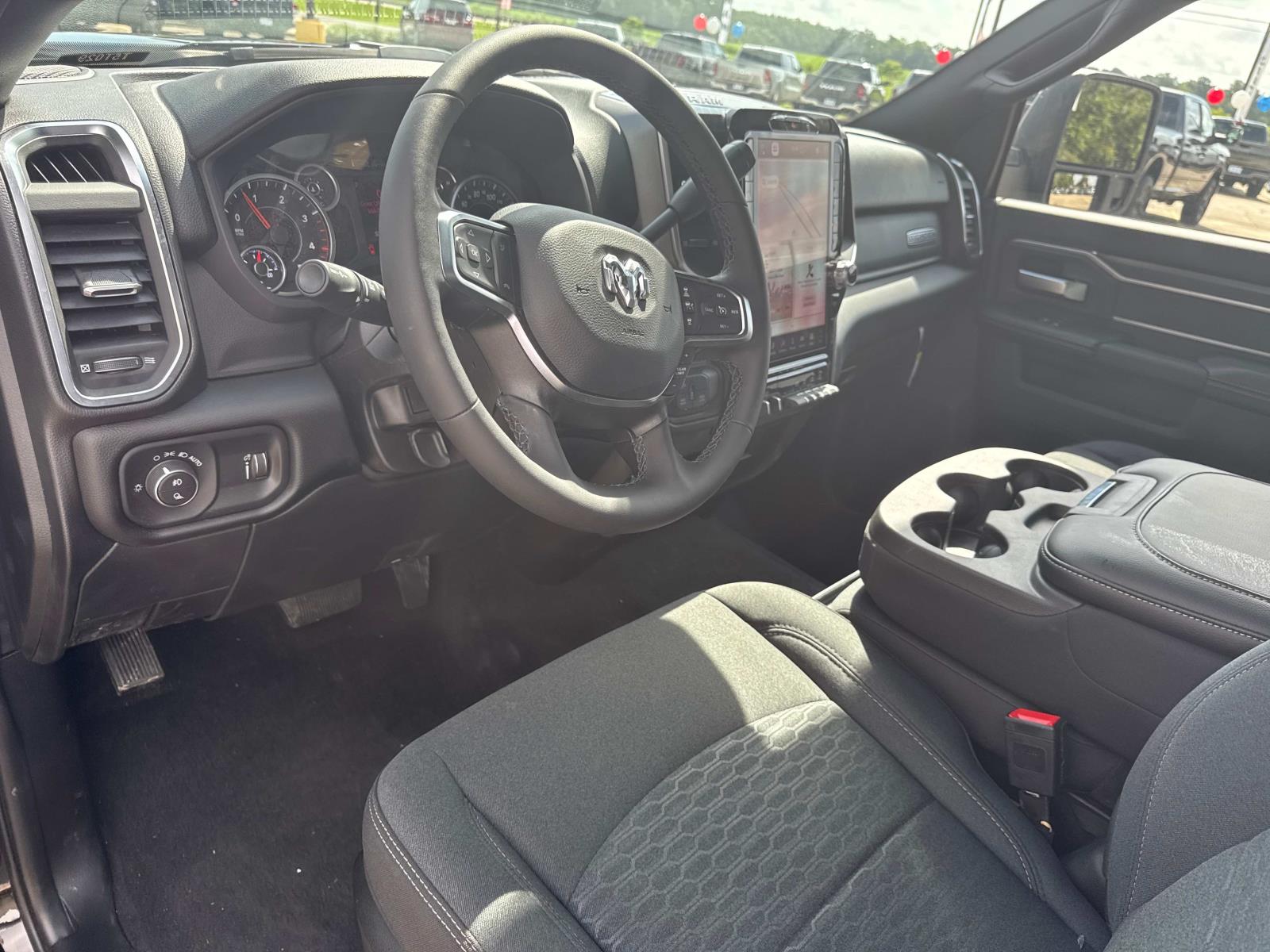 2025 Ram 2500 Big Horn photo 8