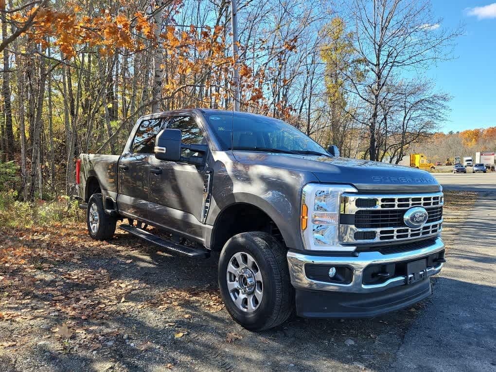 2024 Ford F-250 Super Duty XLT's photo