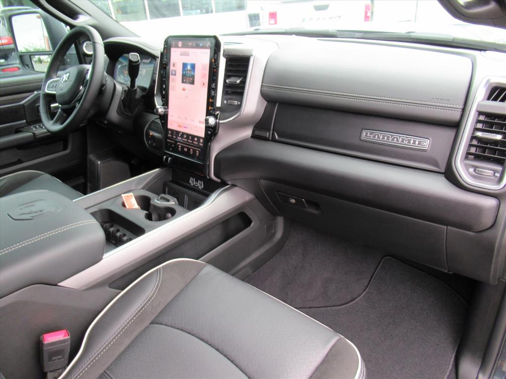 2026 Ram 2500 Laramie photo 13