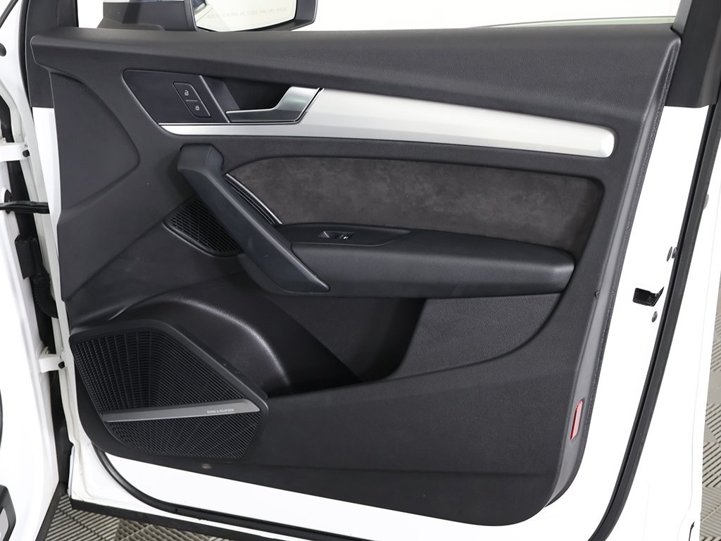 2018 Audi SQ5 Prestige photo 12