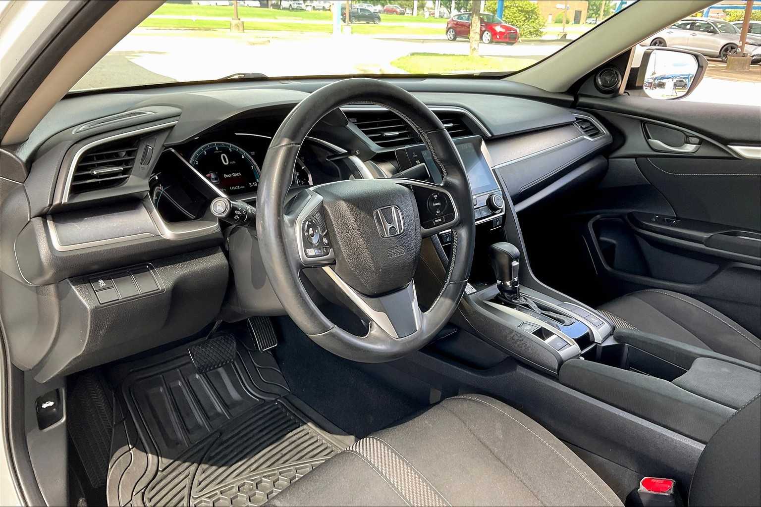2018 Honda Civic EX-T photo 16