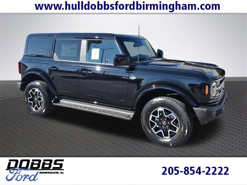 2025 Ford Bronco 4-Door Outer Banks's photo