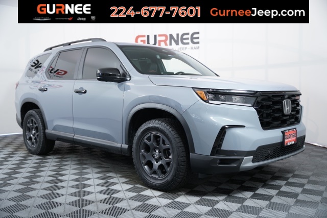 2025 Honda Pilot TrailSport's photo