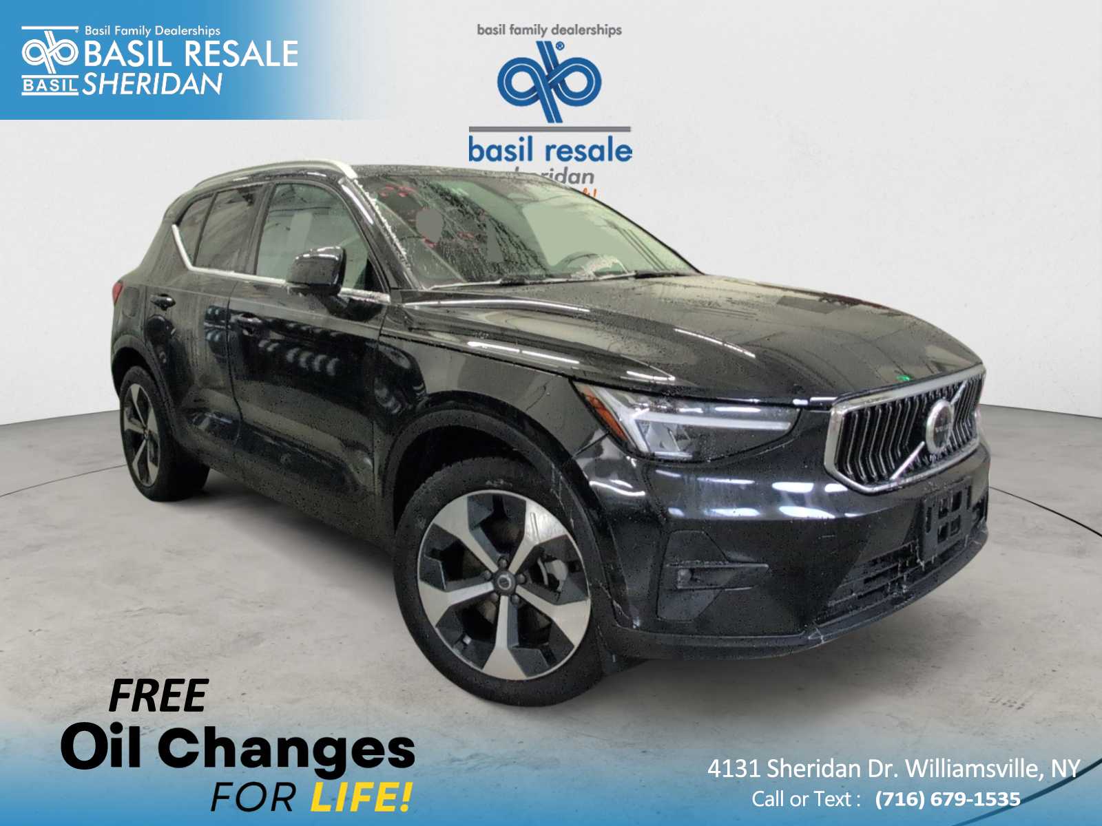 2025 Volvo XC40 Plus's photo