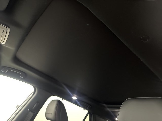 2025 Honda Pilot Black Edition photo 22
