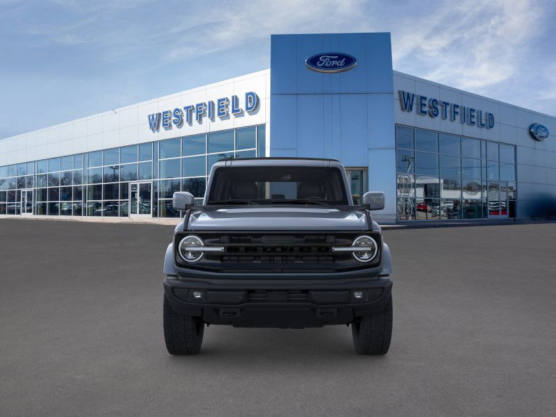 2025 Ford Bronco Outer Banks photo 5