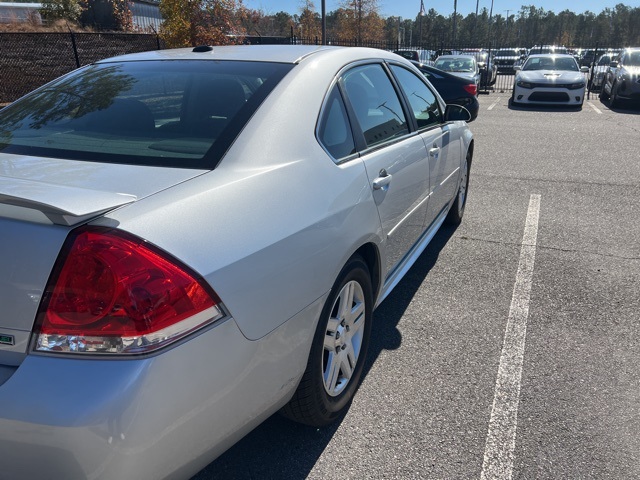 2012 Chevrolet Impala photo 3