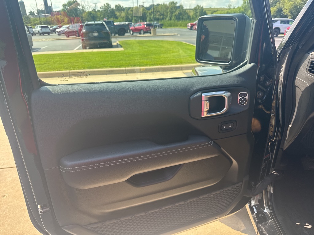2022 Jeep Wrangler Unlimited Rubicon photo 9