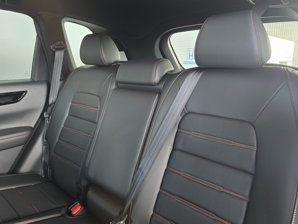 2025 Honda CR-V Hybrid Sport Touring photo 18