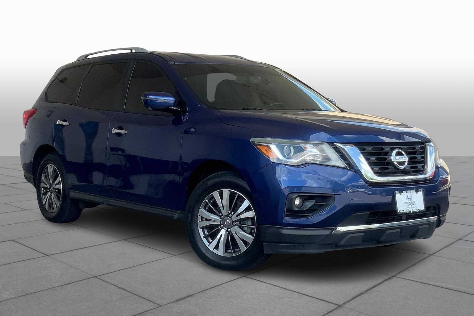 Used 2018 Nissan Pathfinder SL with VIN 5N1DR2MN3JC606803 for sale in Panama City, FL