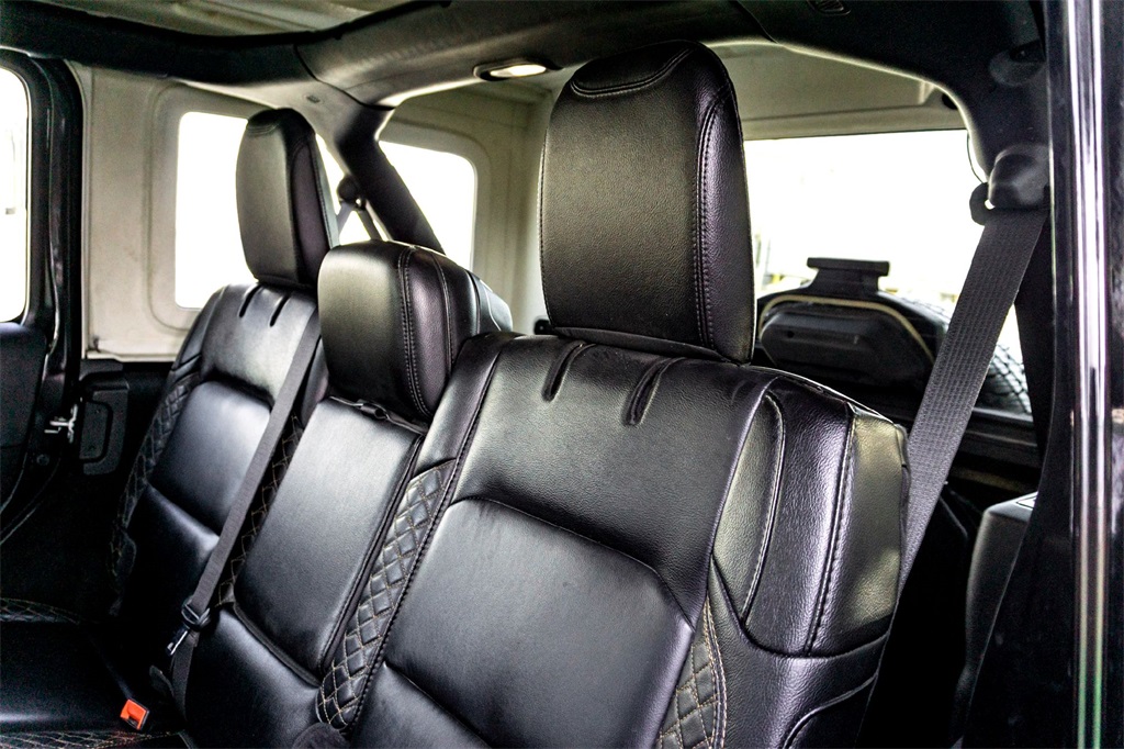 2021 Jeep Wrangler Unlimited Sahara High Altitude photo 24
