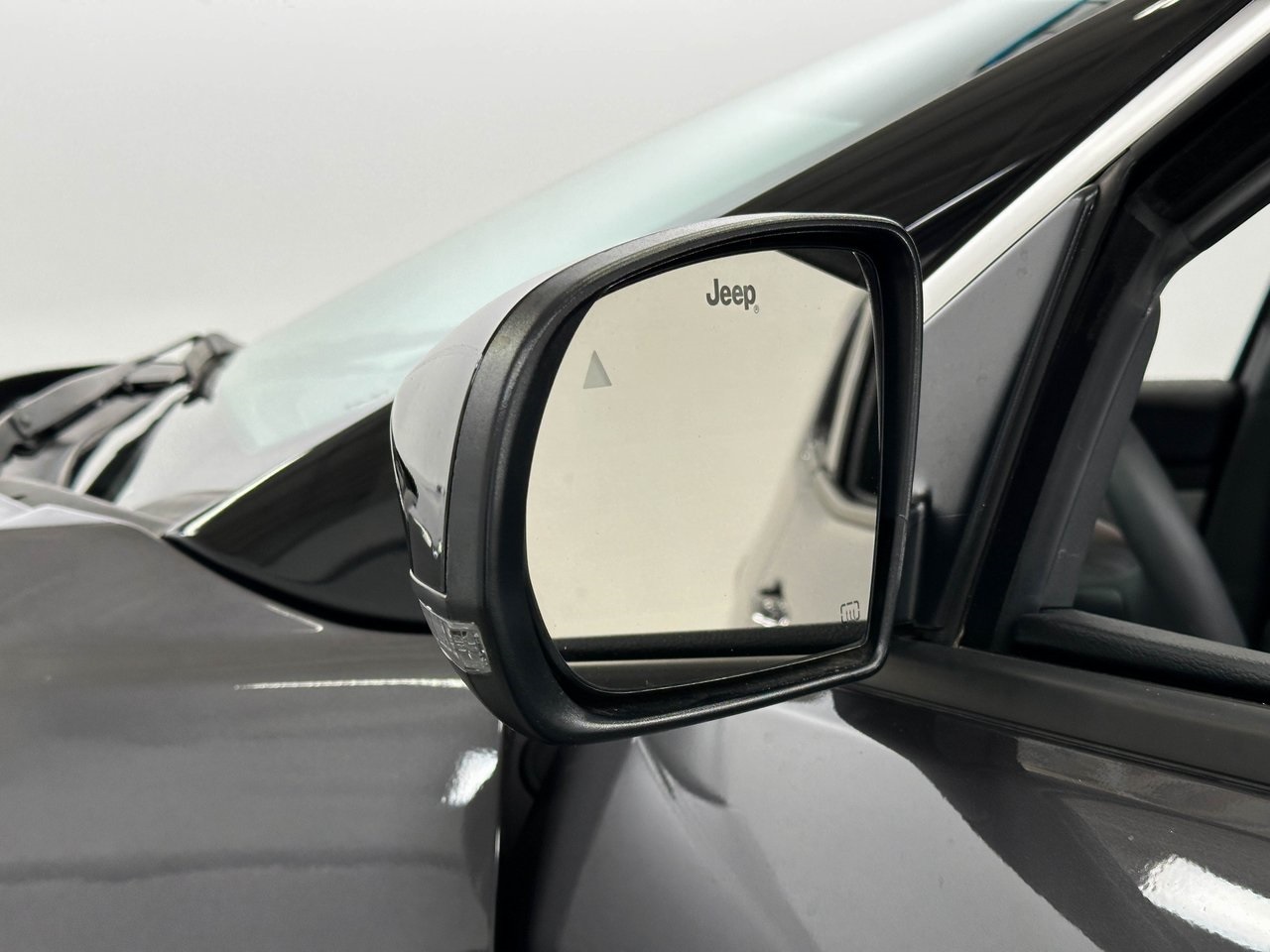 2024 Jeep Compass Limited photo 19