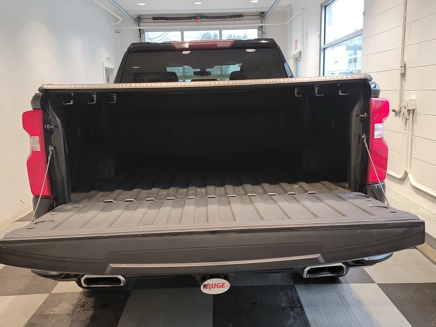 2019 Chevrolet Silverado 1500 Custom Trail Boss photo 2