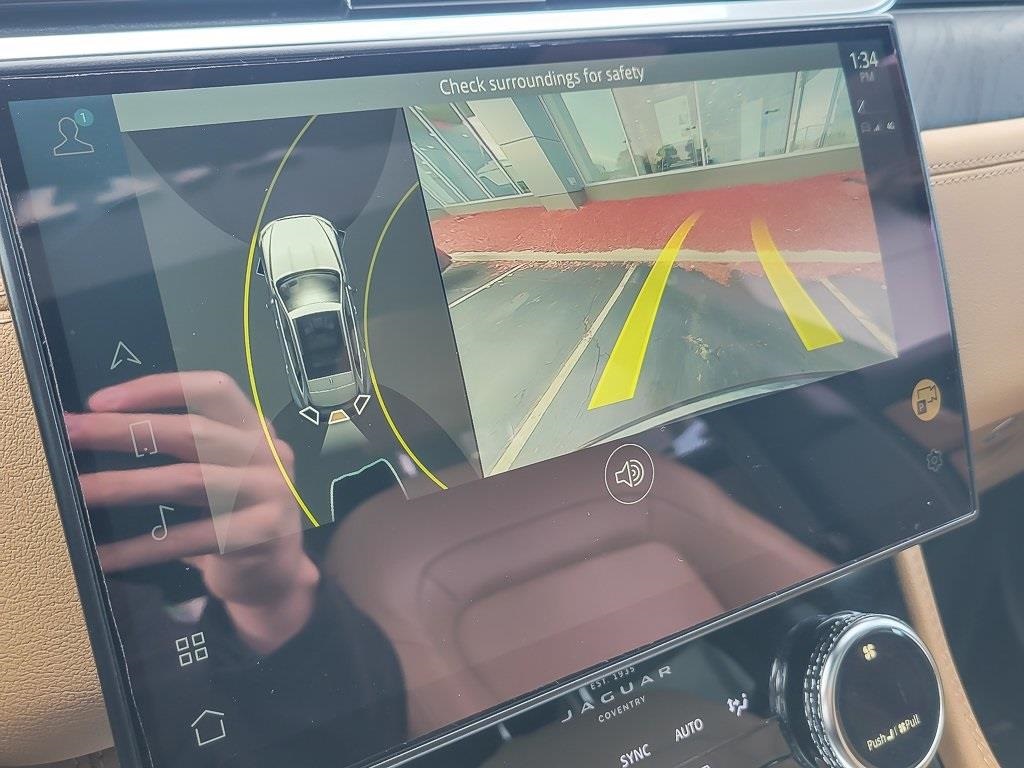 2022 JAGUAR F-PACE - Image 12