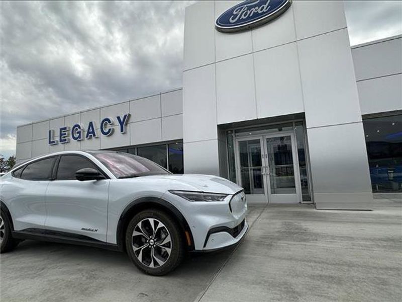 2022 Ford Mustang Mach-E Premium RWD's photo