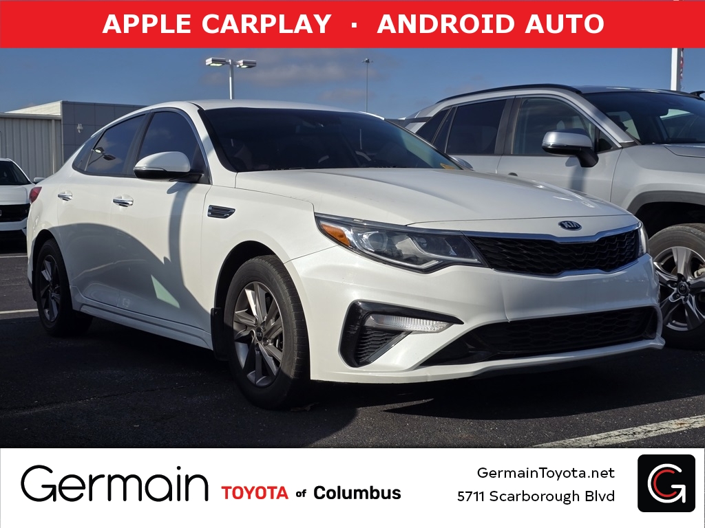 2020 Kia Optima LX's photo