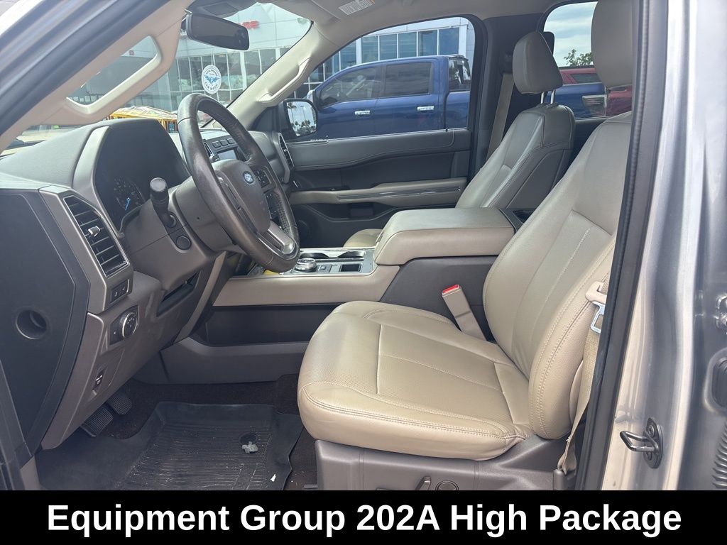 2021 Ford Expedition XLT photo 5