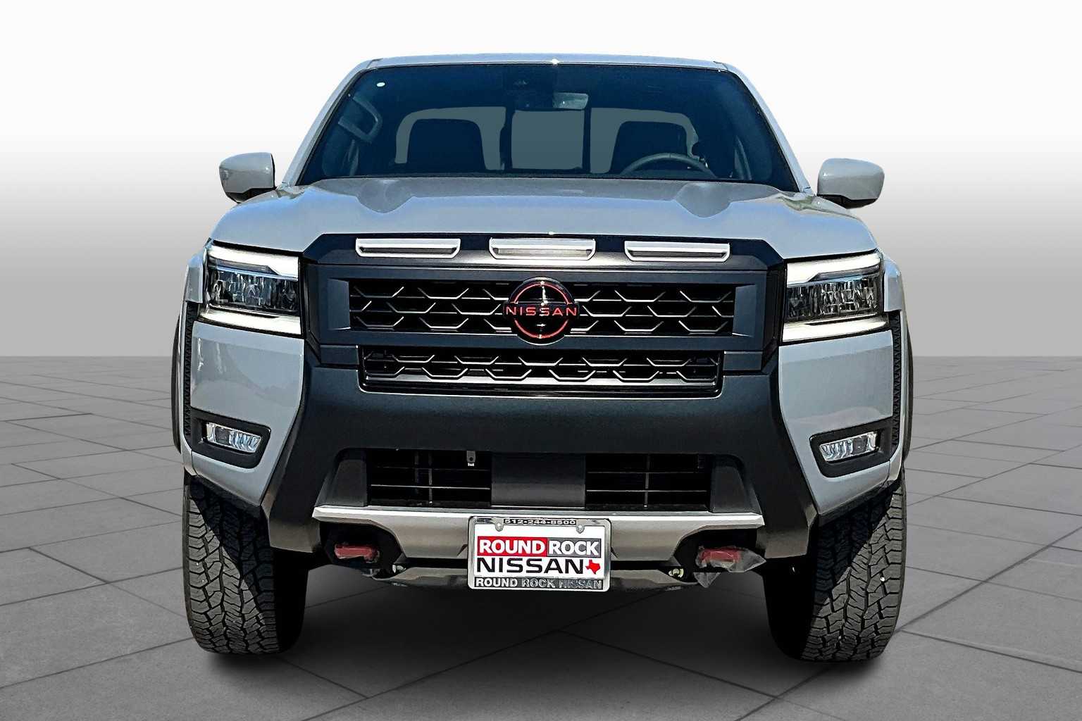 2025 Nissan Frontier PRO-4X photo 3