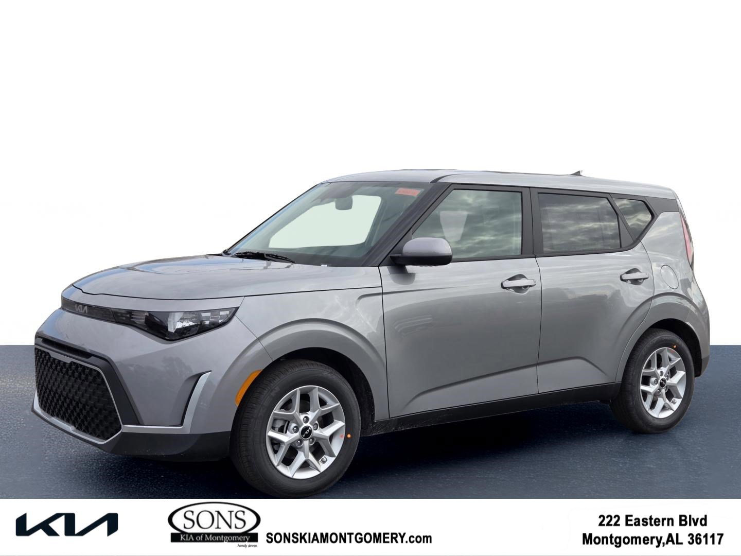 2025 Kia Soul LX's photo