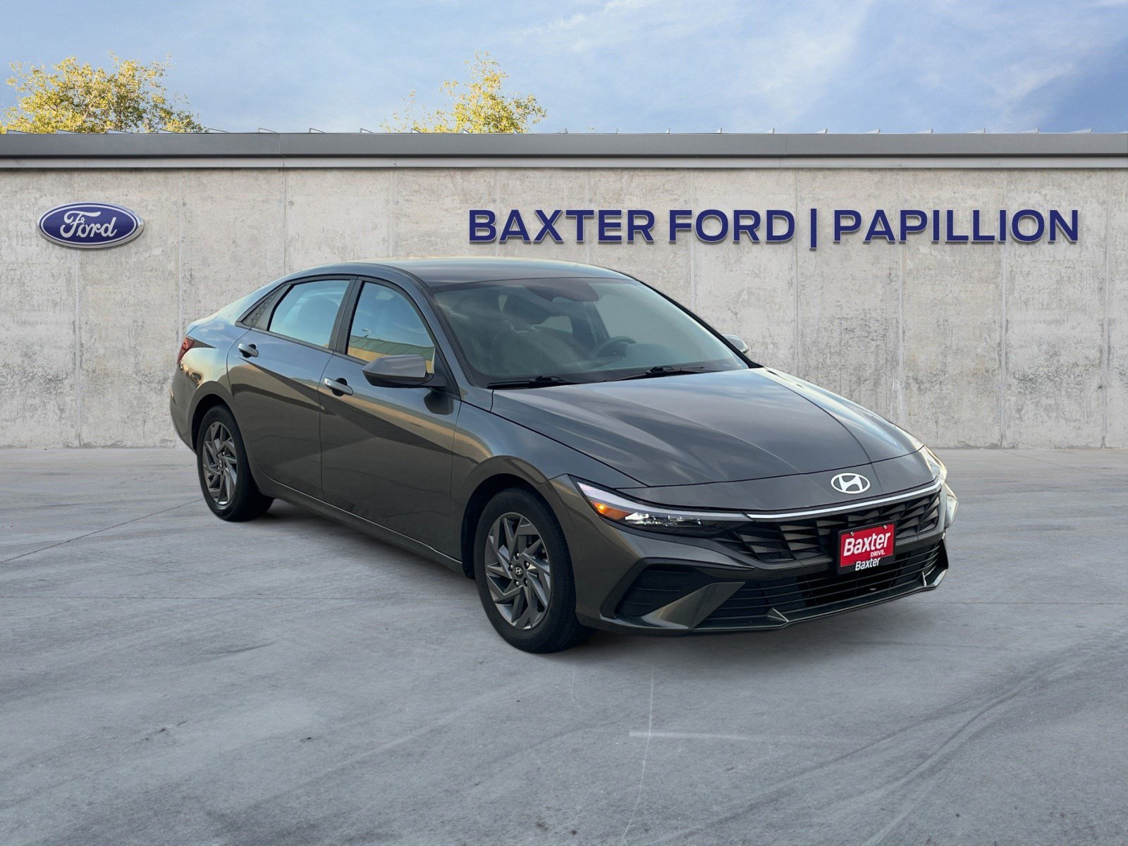 2024 Hyundai Elantra SEL's photo