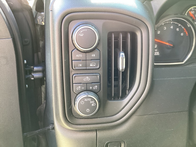 2021 Chevrolet Silverado 1500 Custom photo 19