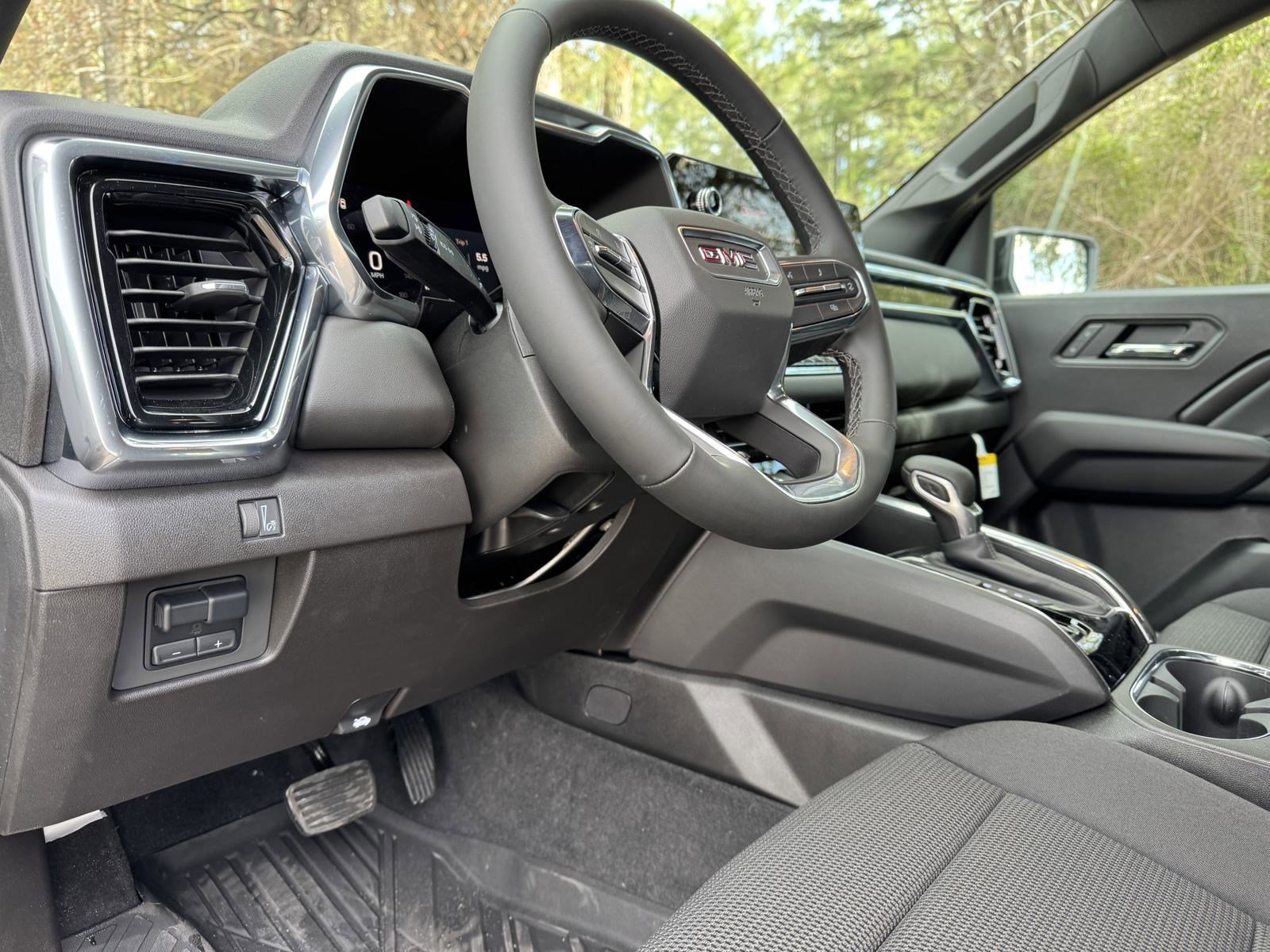 2025 Gmc Canyon Elevation photo 14