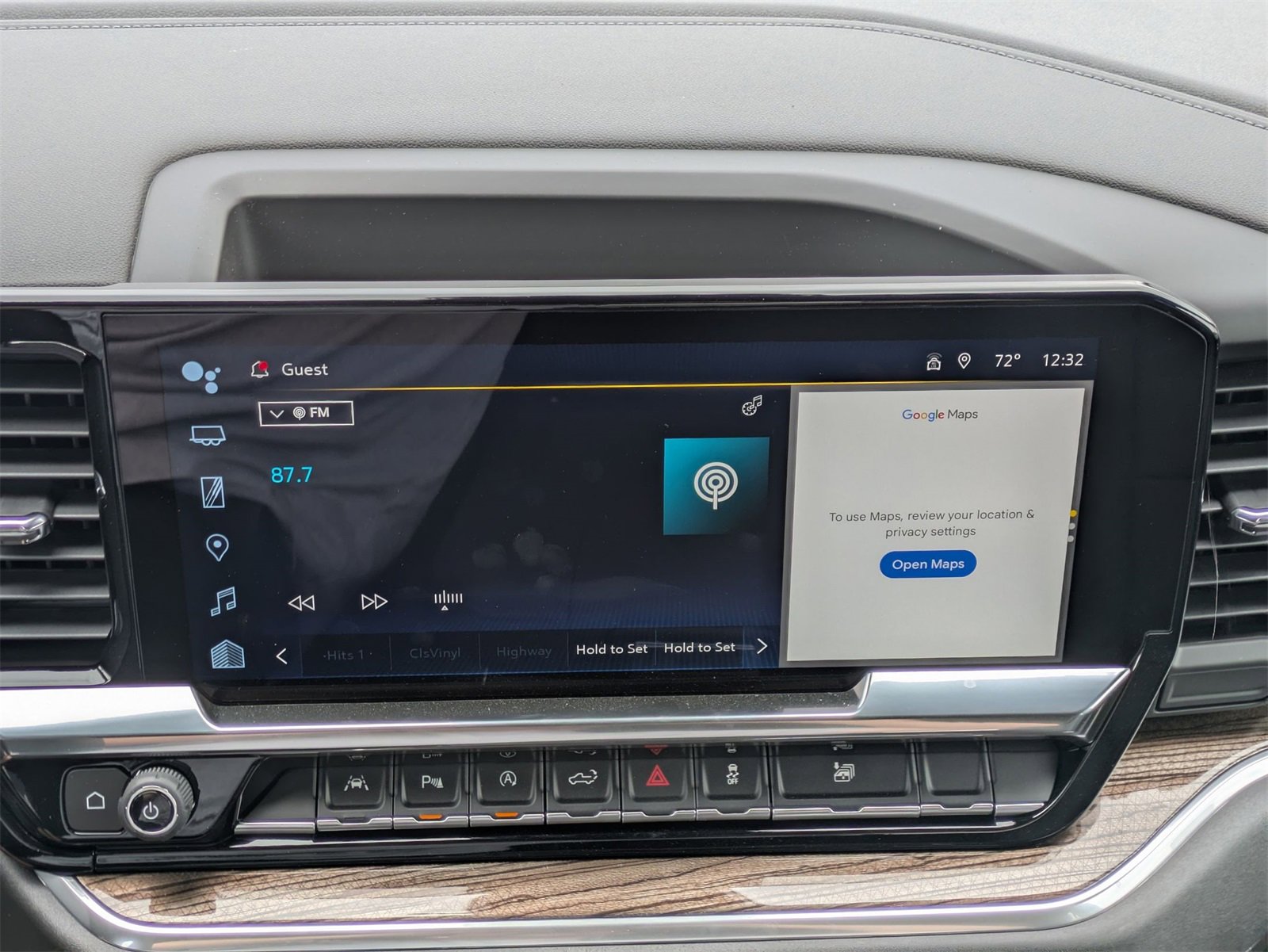 2025 Chevrolet Silverado 1500 RST photo 28