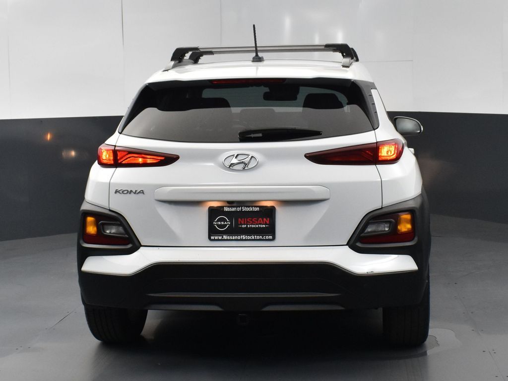 2020 Hyundai Kona SEL photo 4