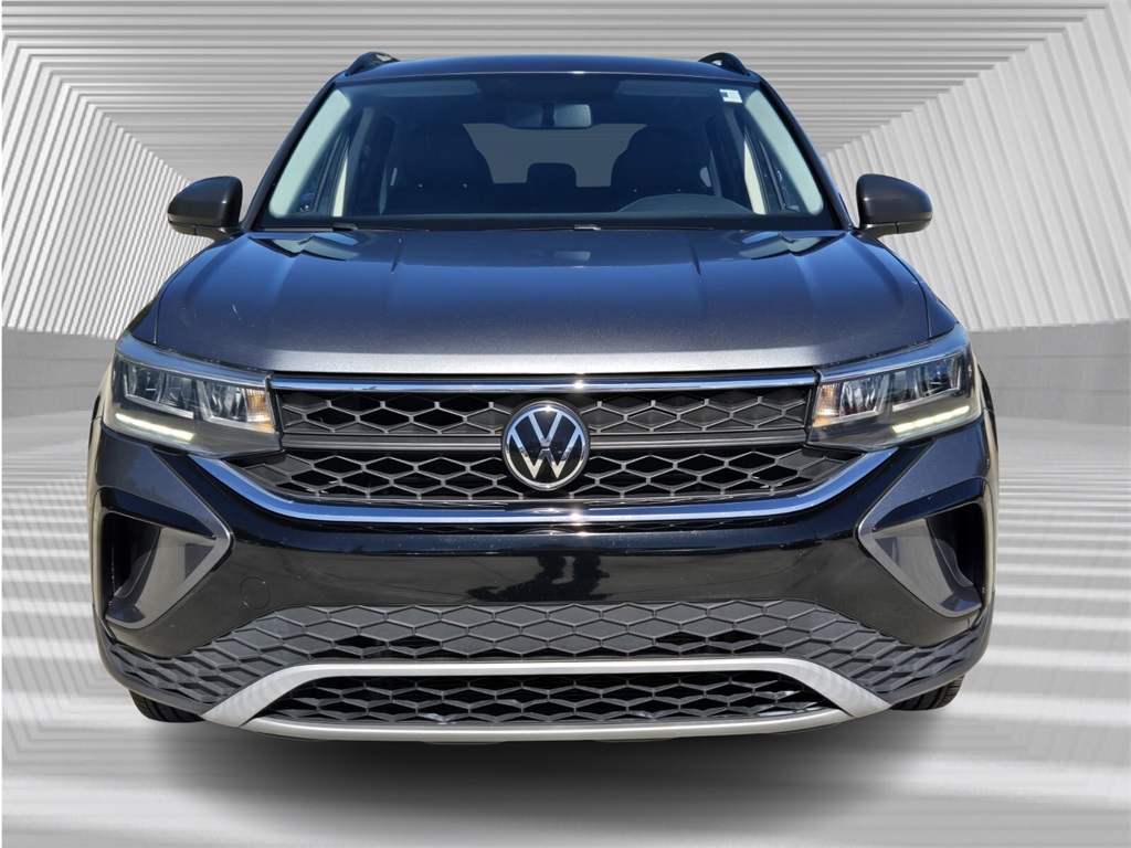 2022 Volkswagen Taos S photo 3