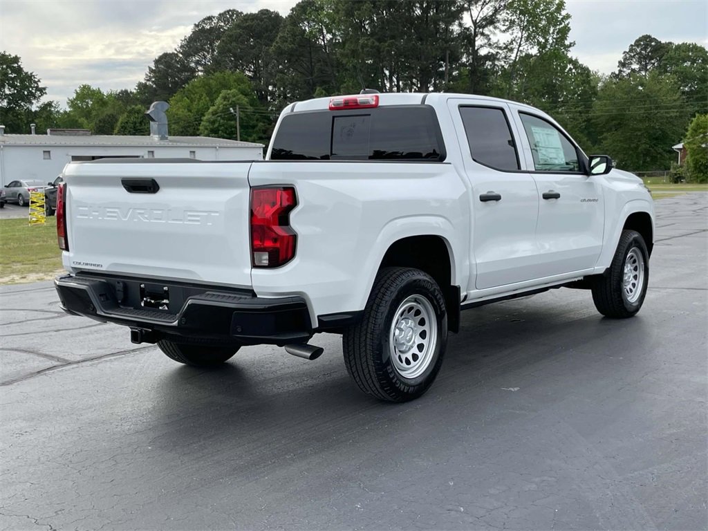2025 Chevrolet Colorado Work Truck photo 3