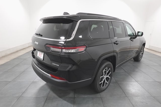 2025 Jeep Grand Cherokee Limited photo 7