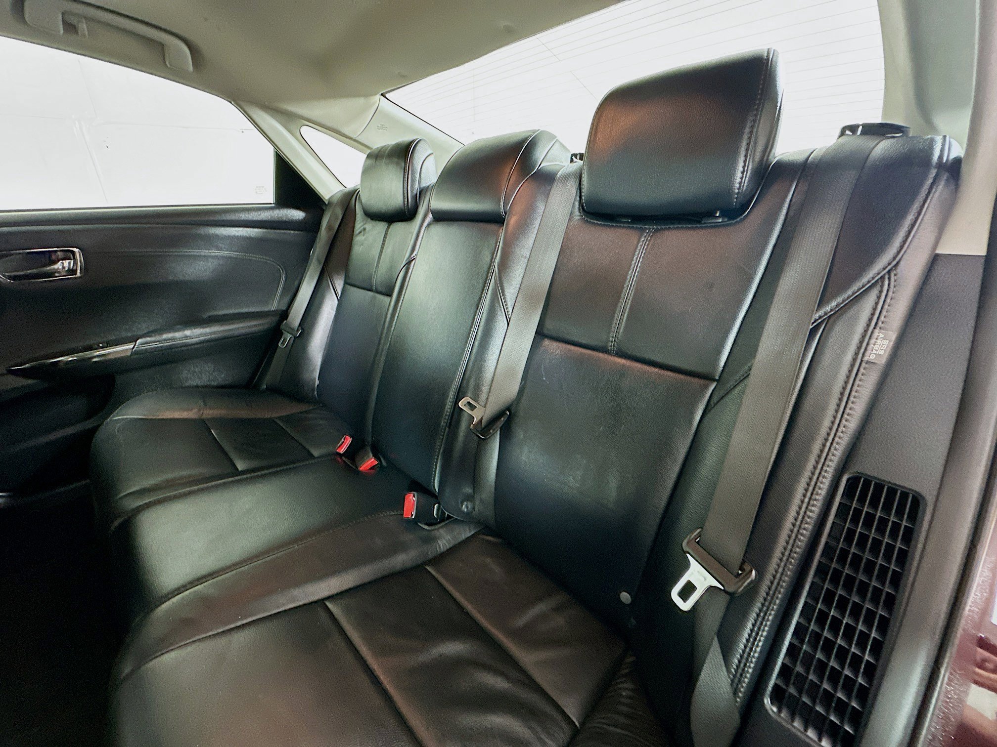 2013 Toyota Avalon Hybrid XLE Premium photo 23